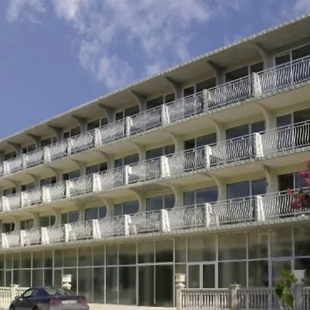 فندق Dana Palace