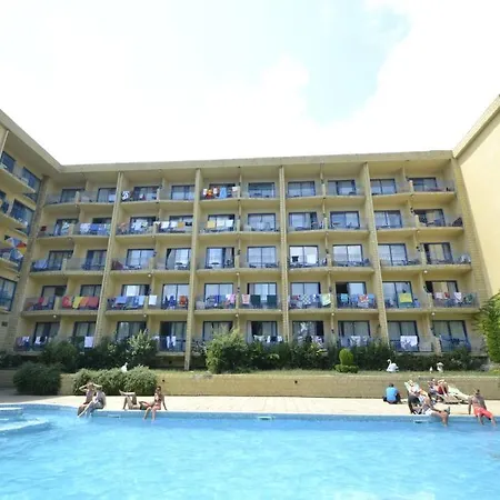 فندق Dana Palace