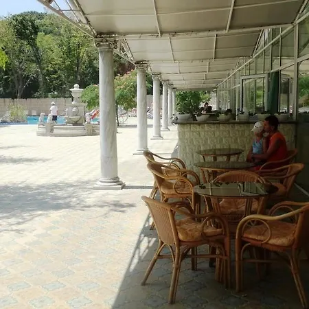 Dana Palace فندق غولدن ساندز